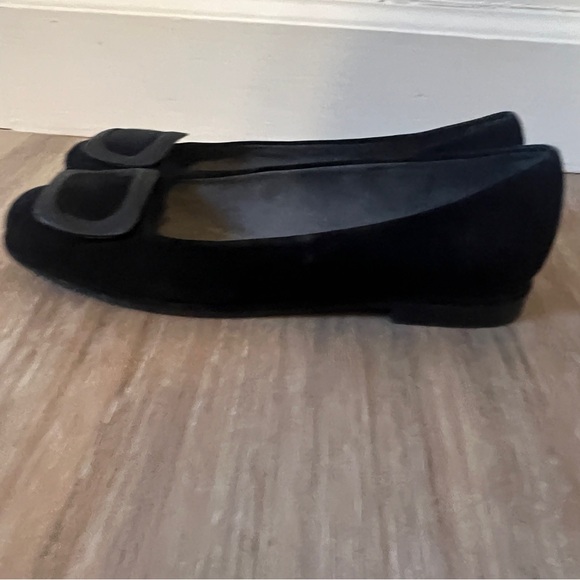 Stuart Weitzman Black Suede Square Toe Flats Buckle Size 7 Narrow - Picture 4 of 7